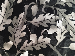 Hallowgraphix Brights Oak Leaves - Half Metre Lengths